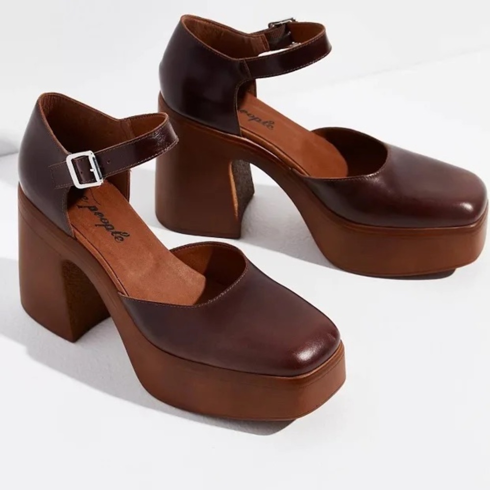 Free People Gwen Platform - size 10